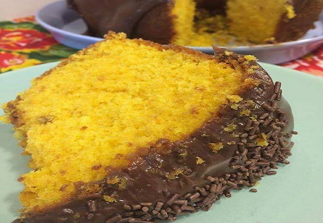 Como fazer bolo de cenoura fofinho? Veja receita com cobertura de  brigadeiro