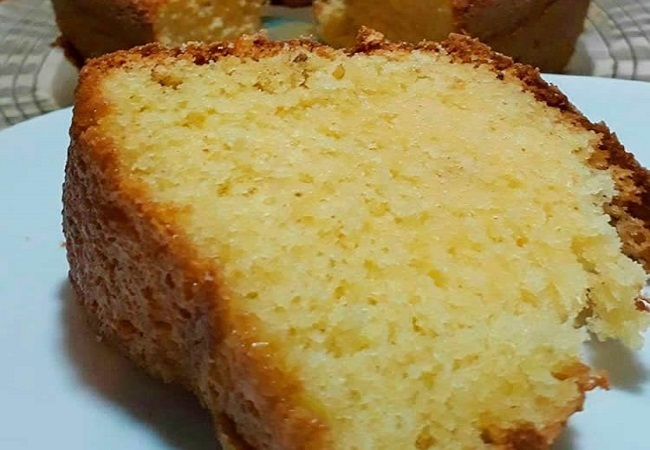 Bolo de fubá com iogurte fofinho