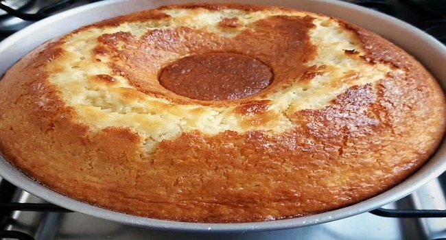 Bolo de laranja que vai coco no liquidificador